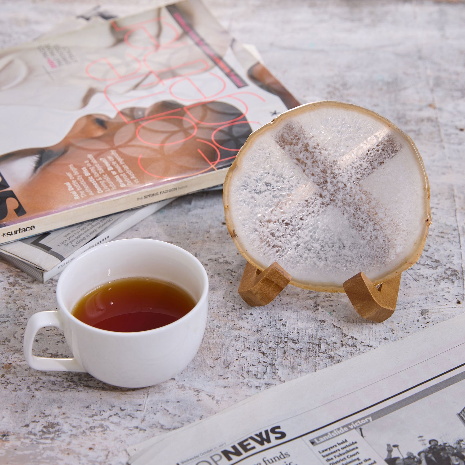 Large Natural Brazilian Agate Drink Coaster with Wood Holder - White